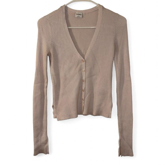 Abercrombie & Fitch Sweaters - Abercrombie & Fitch Beige V-Neck Cardigan